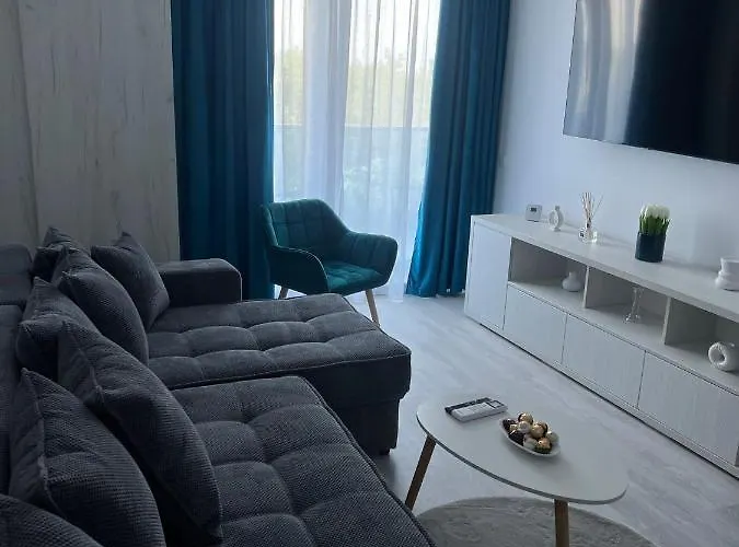 アパート Hera Mamaia Nord ナボダリ