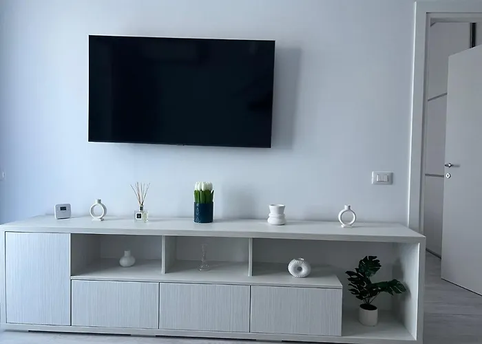 Hera Mamaia Nord アパート ナボダリ