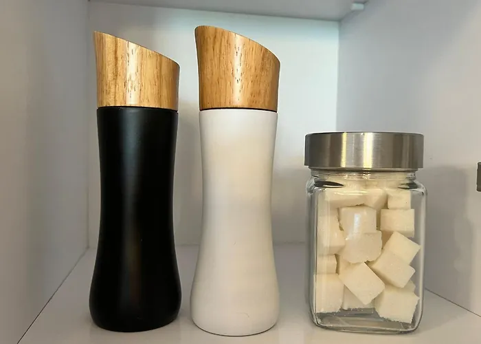 Hera Mamaia Nord アパート ナボダリ