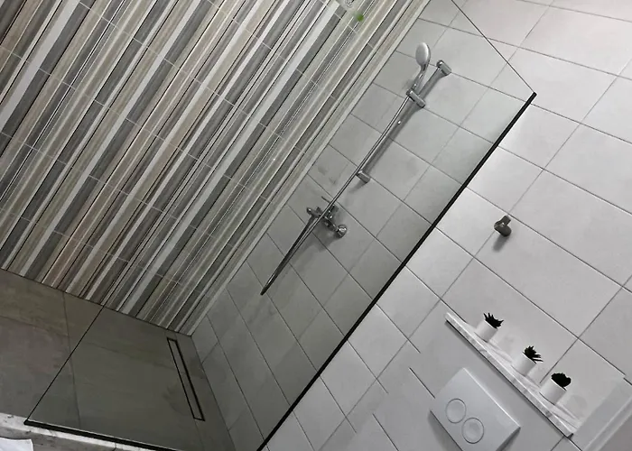 アパート Hera Mamaia Nord ナボダリ