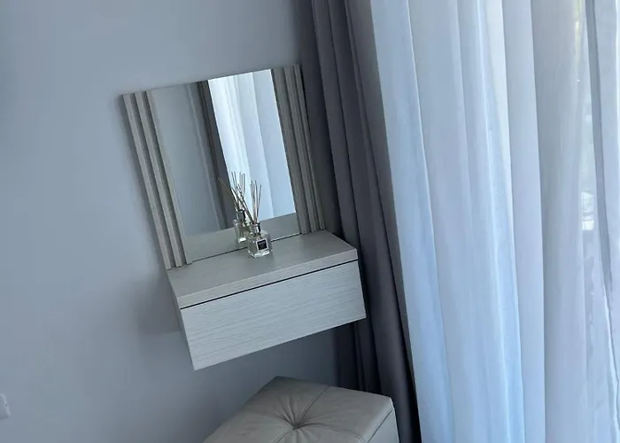 Hera Mamaia Nord アパート ナボダリ